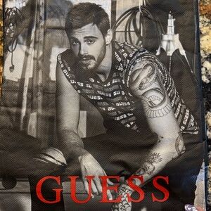 GUESS Monochrome Graphic tote bag with Red Logo